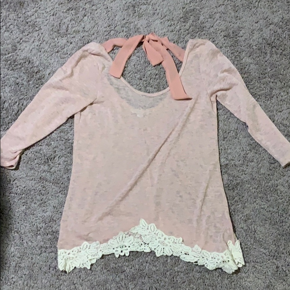 Women’s shirt
